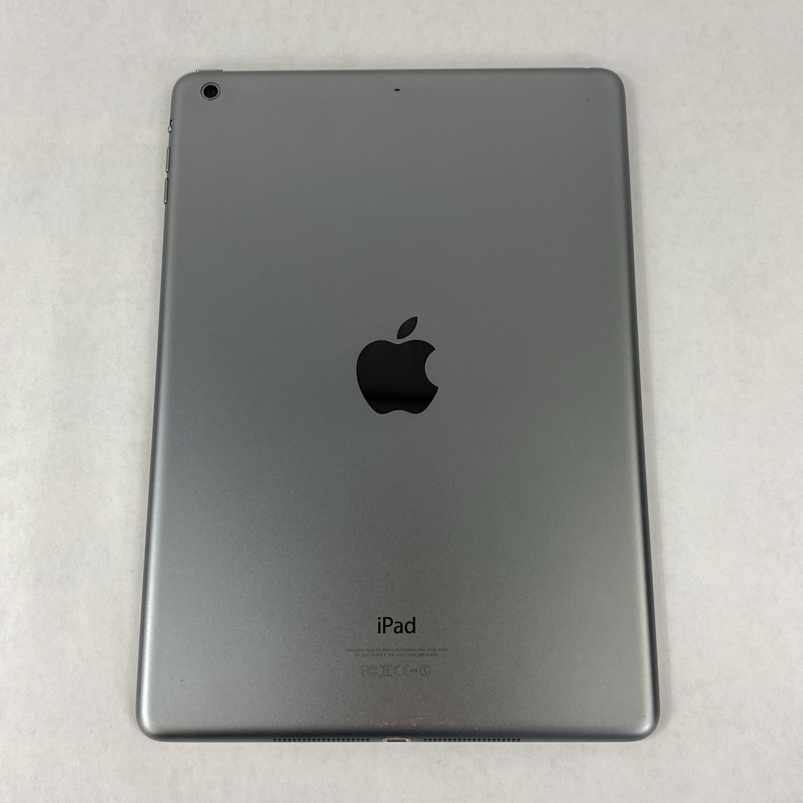 Apple iPad Air 1st Gen A1474 64GB Wi-Fi 9.7" Space Gray IOS 12.5.811