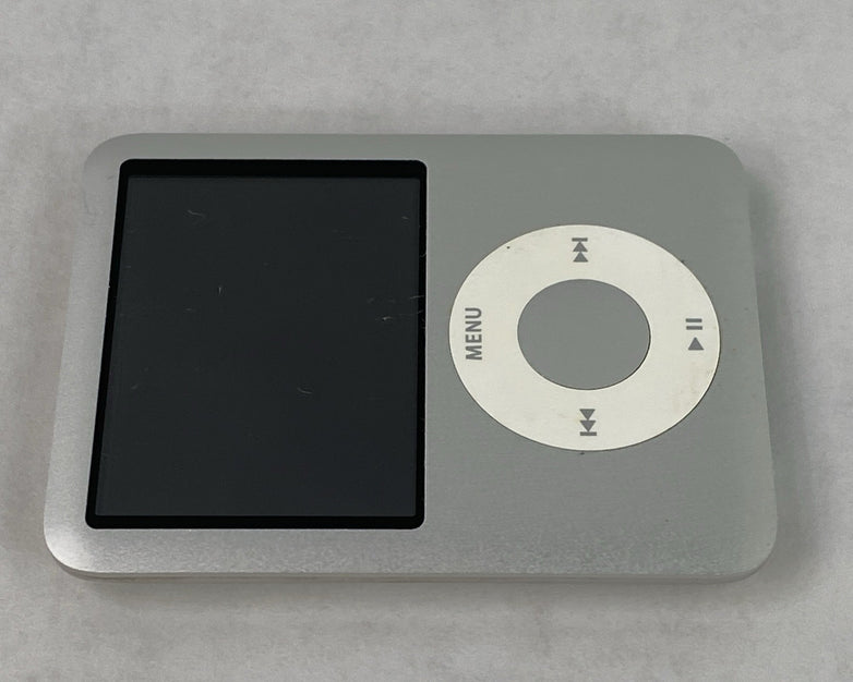 Apple iPod Nano 3rd Gen A1236 4GB Silver v1.1.3