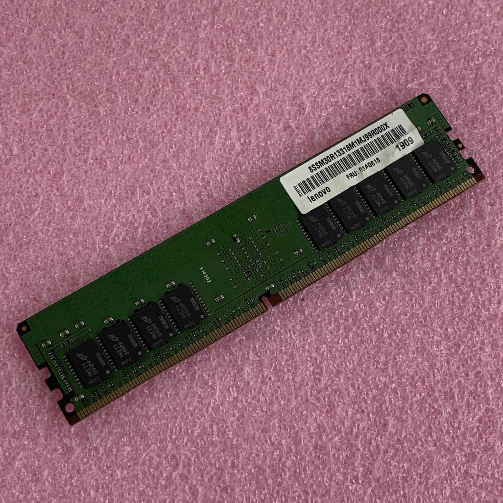 Micron MTA18ASF2G72PDZ-2G6E1RI 16 GB 2Rx8 PC4-2666V ECC DDR4 Server Memory RAM4