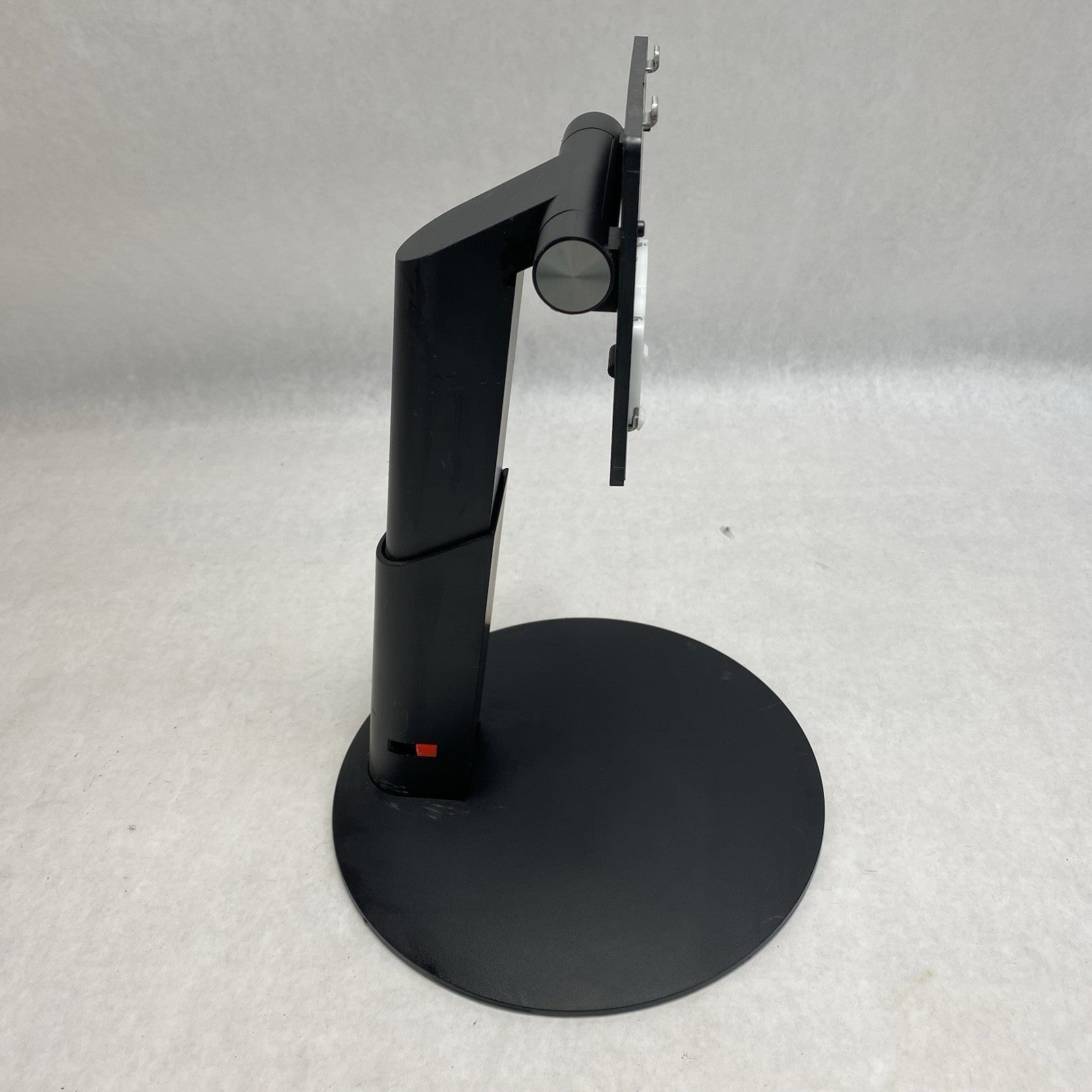 Lenovo SM10J67136 Monitor Stand 3