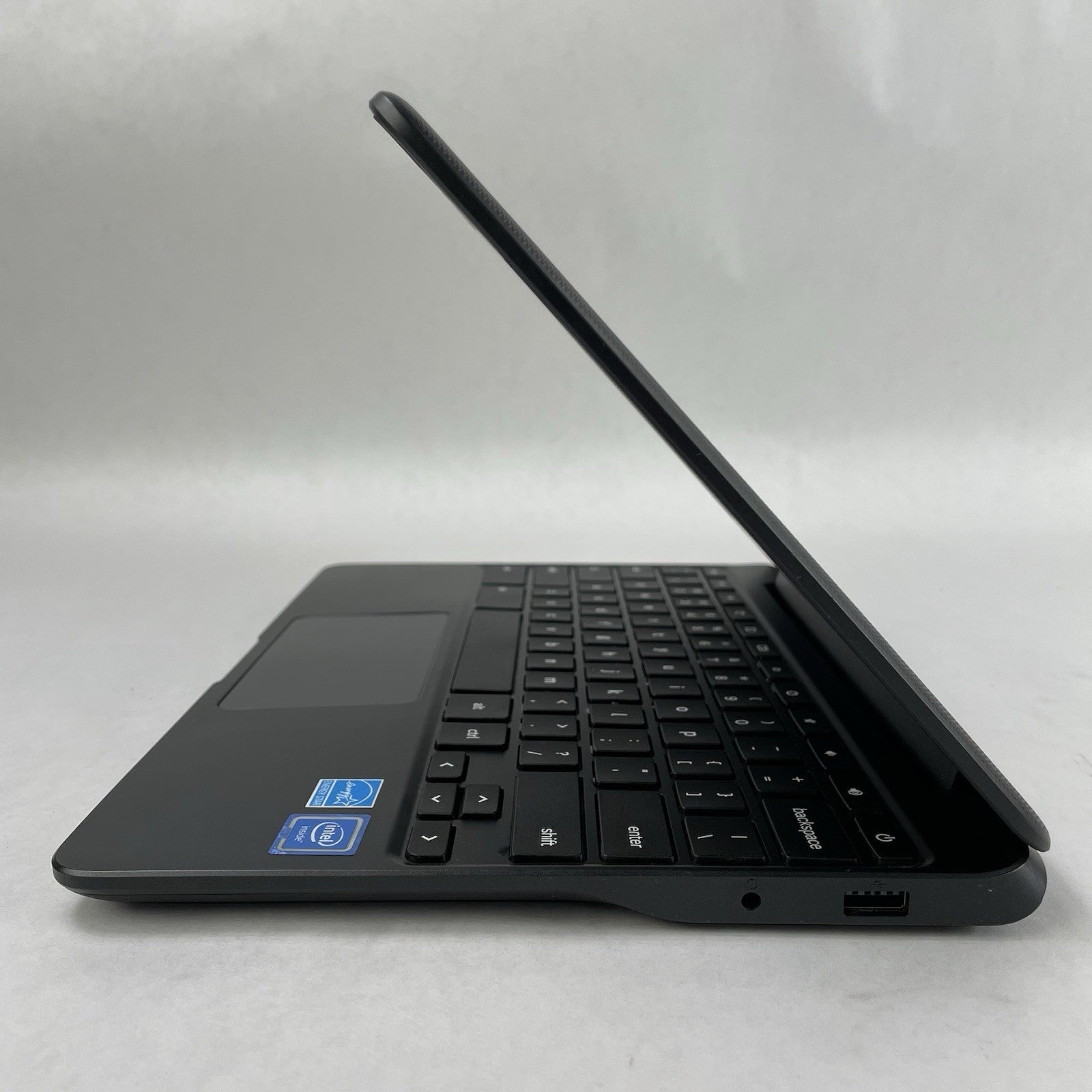 Samsung NoteBook 500C XE500C13 11.6" Celeron N3060 1.60 GHz 4 GB RAM 16 GB SSD5