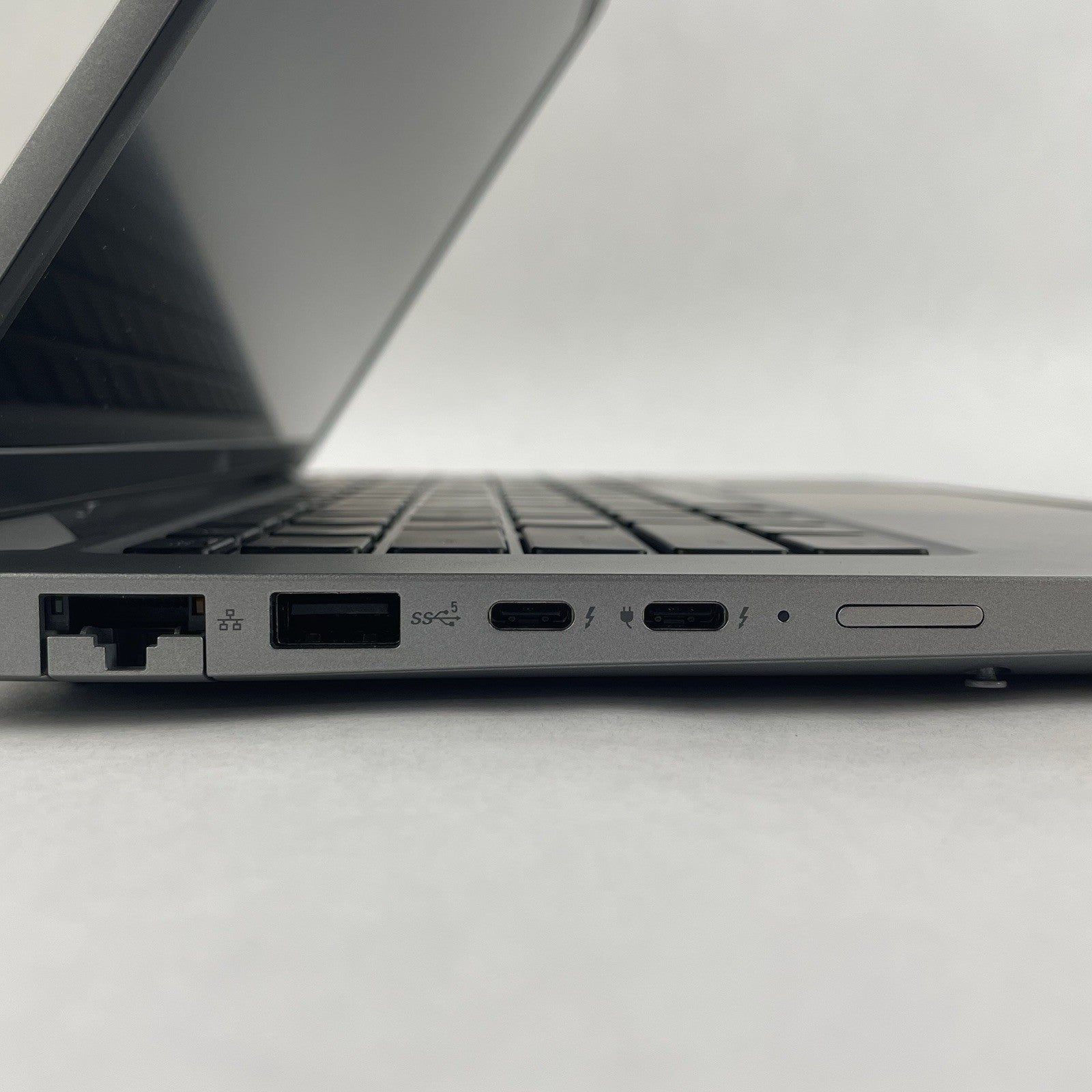 Dell Latitude 5440 14" i5-1345U 4.35 GHz 8 GB RAM No SSD/OS/AC7