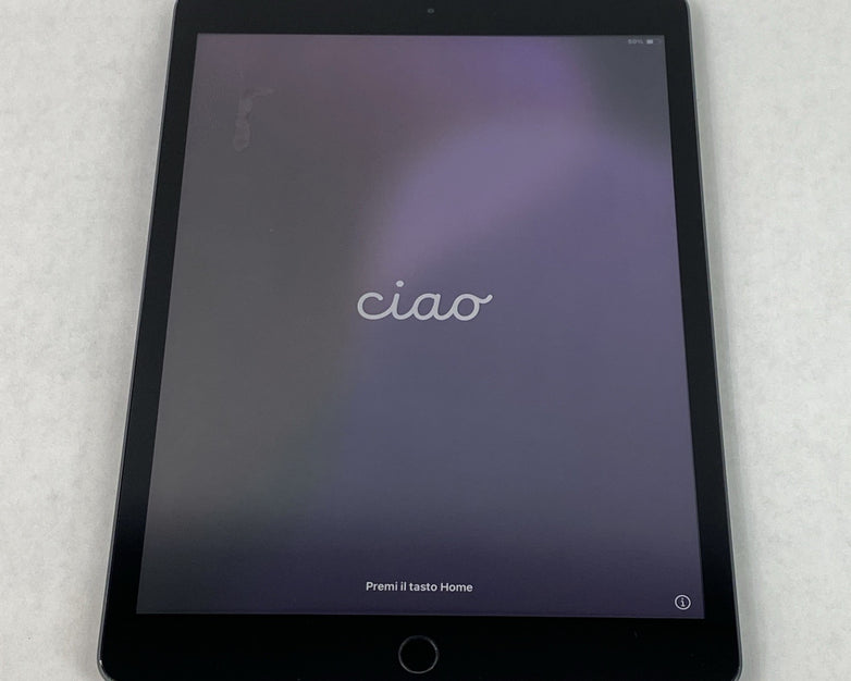 Apple iPad 7th Gen A2197 32GB 10.2" Retina Wi-Fi Space Gray IOS 18.7.8