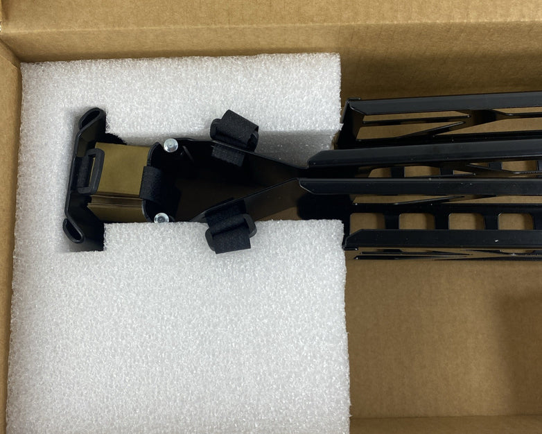 Dell DP/N 0CCY3K Cable Management Arm