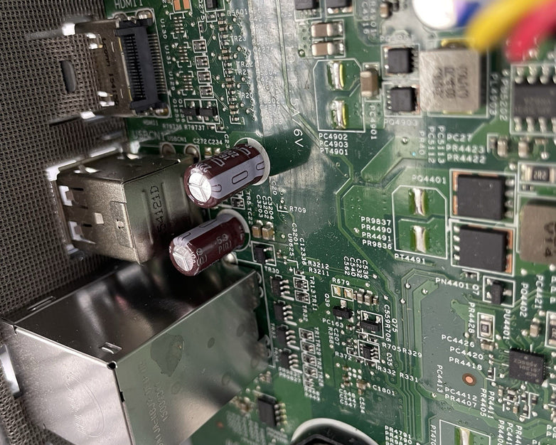 DELL INSPIRON 3252 INTEL Pentium N3700 1.6GHz 4GB No HDD No OS