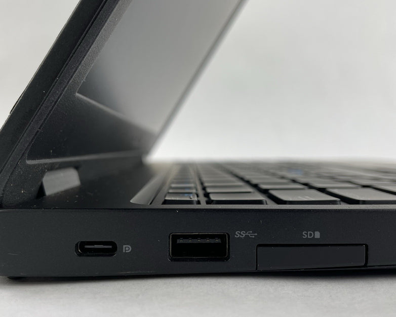 Dell Latitude 5590 15.6" i5-8250U 1.60 GHz 8 GB RAM No SSD/OS/AC - Wifi Card