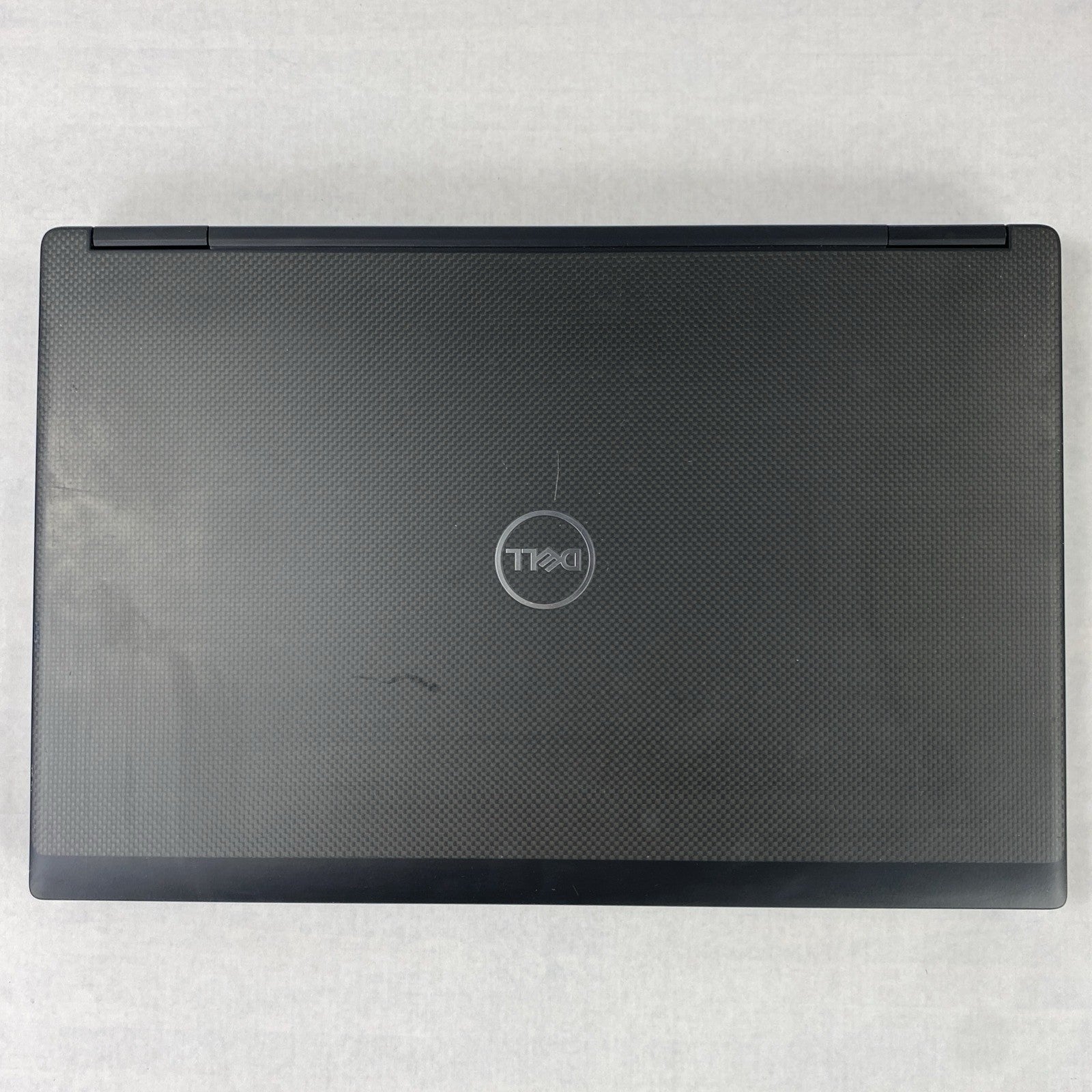 Dell Precision 7730 Intel Xeon E-2176M 2.70 GHz 8 GB RAM 17.3" No HDD No OS