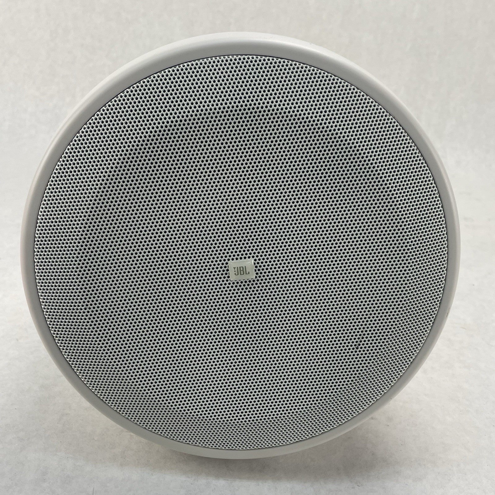 1 JBL Professional C65P/T Compact Full-Range Hanging Pendant Speaker6