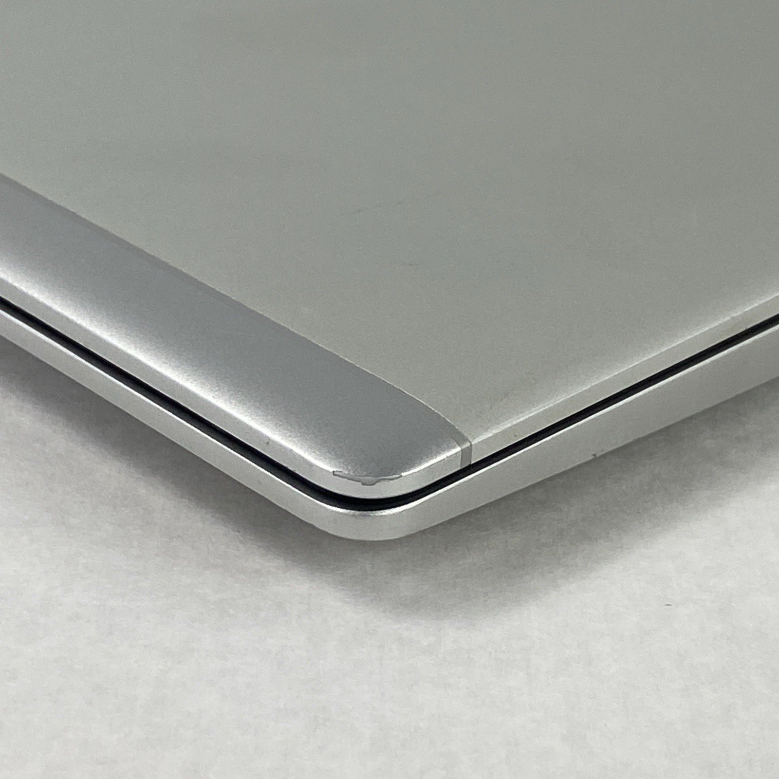 HP EliteBook 850 G6 Touch Core i5-8365U 1.60 GHz 8 GB RAM 15.6" No HDD No OS