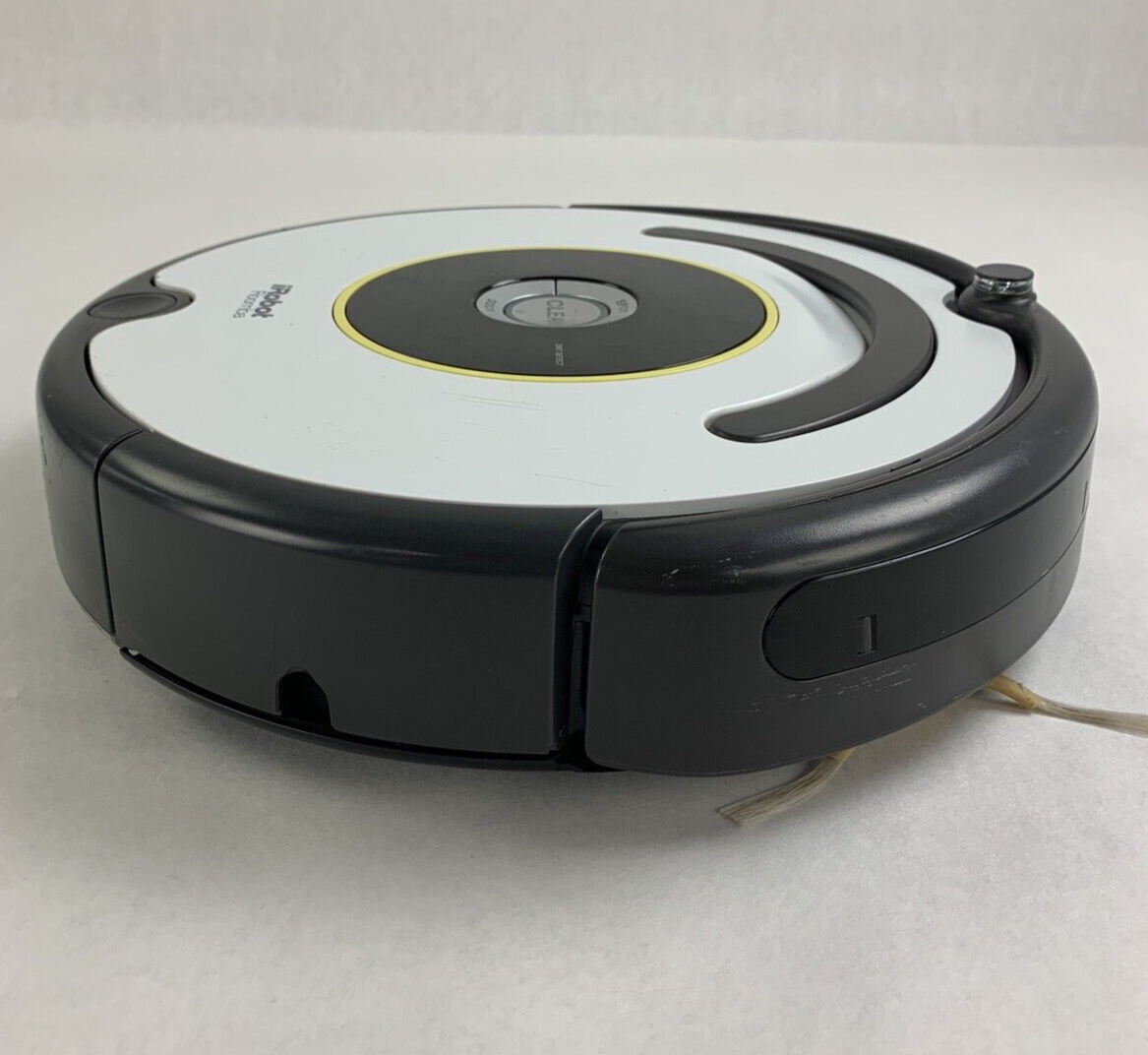 iRobot Roomba Robotic Vacuum Cleaner 620 Bad Battery Left Sensor For Parts