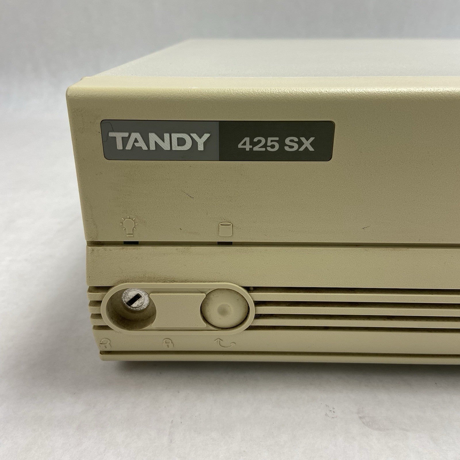 Tandy 425 SX DT Intel 80486SX + 487SX 25MHz 8MB RAM No HDD No OS Bad Batt Tested2