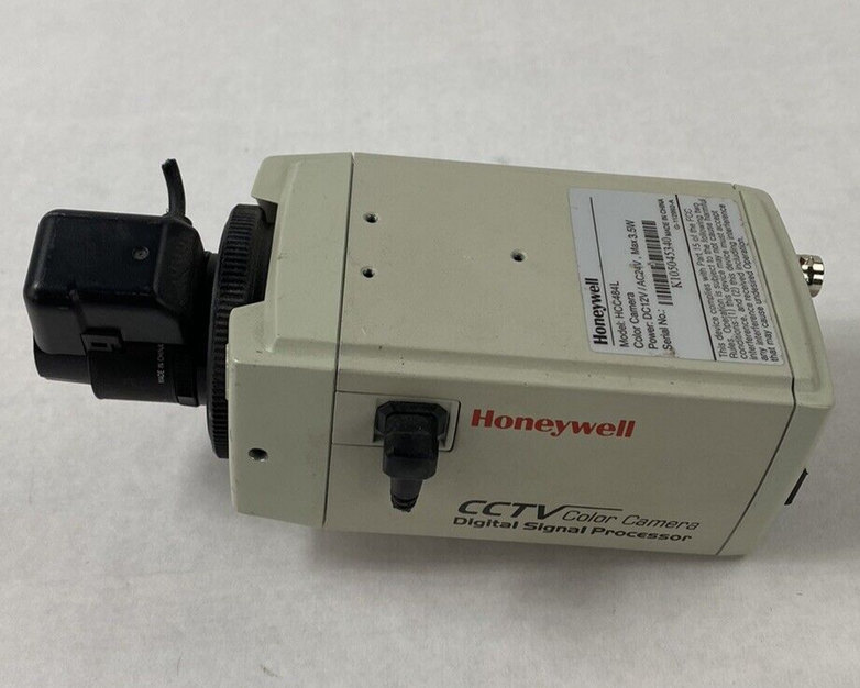 Honeywell HCC484L AC24V CCTV Color Camera 1/3" 2.8-8mm Lens For Parts or Repair