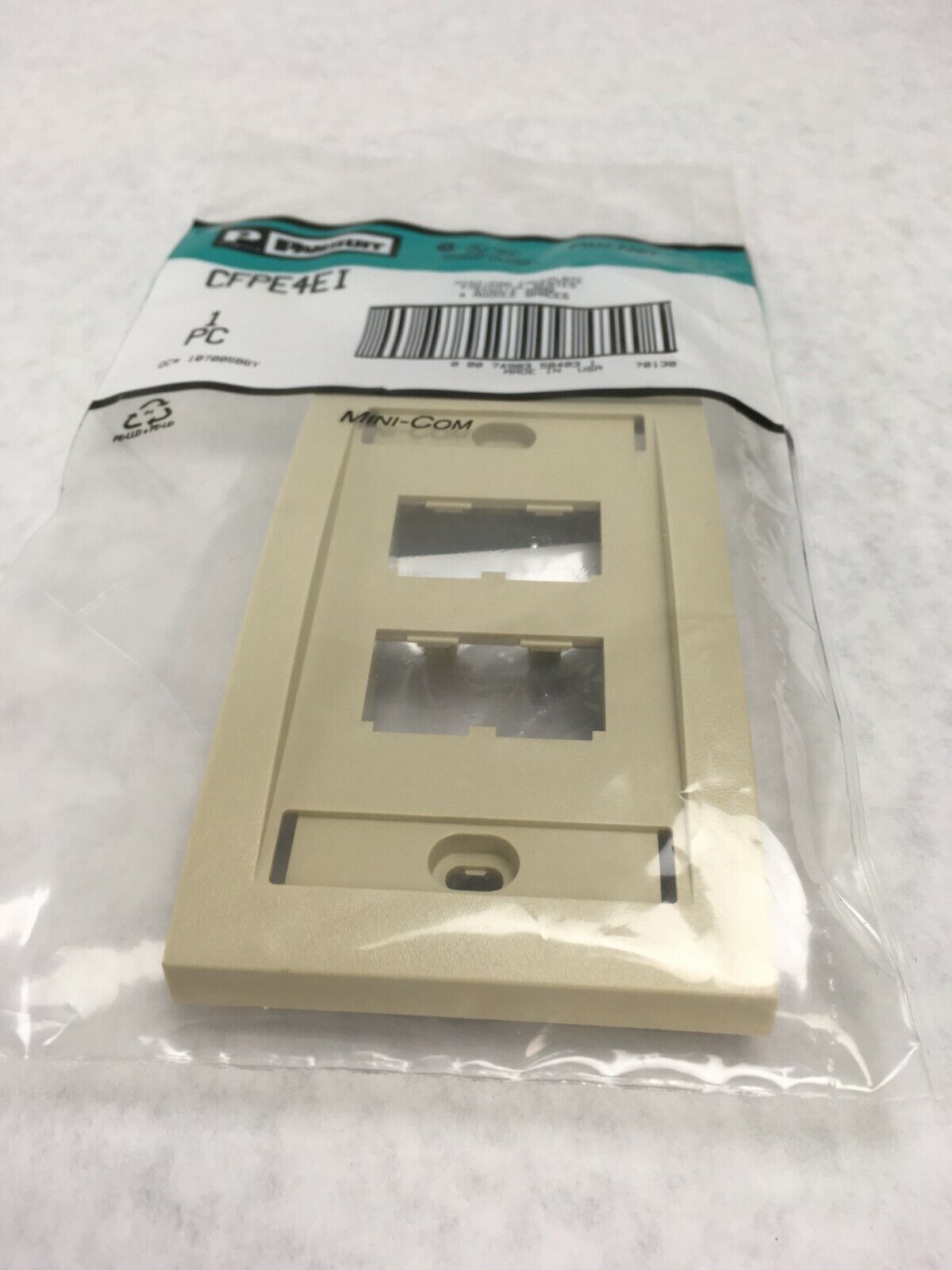 Lot of 4 Panduit CFPE4EI Mini-Com Faceplate Executive Series Single 4