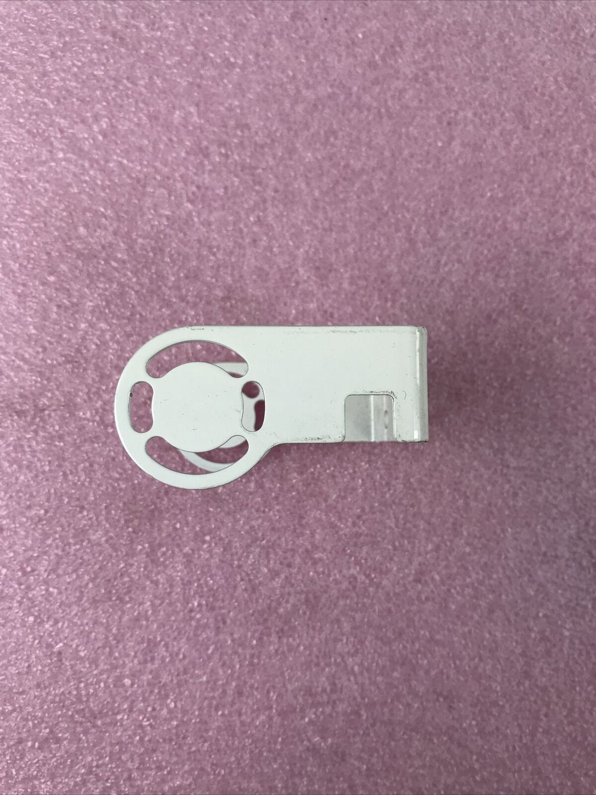 3" Aluminum Mounting Bracket White 4BKSEBC752 Lot of (29)