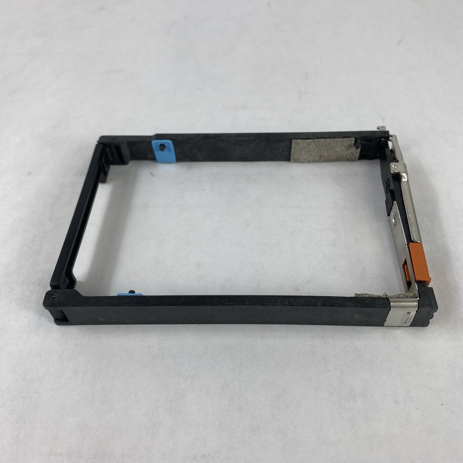 EMC 100-564-417 Protech 2.5" Caddy (Lot of 25)3