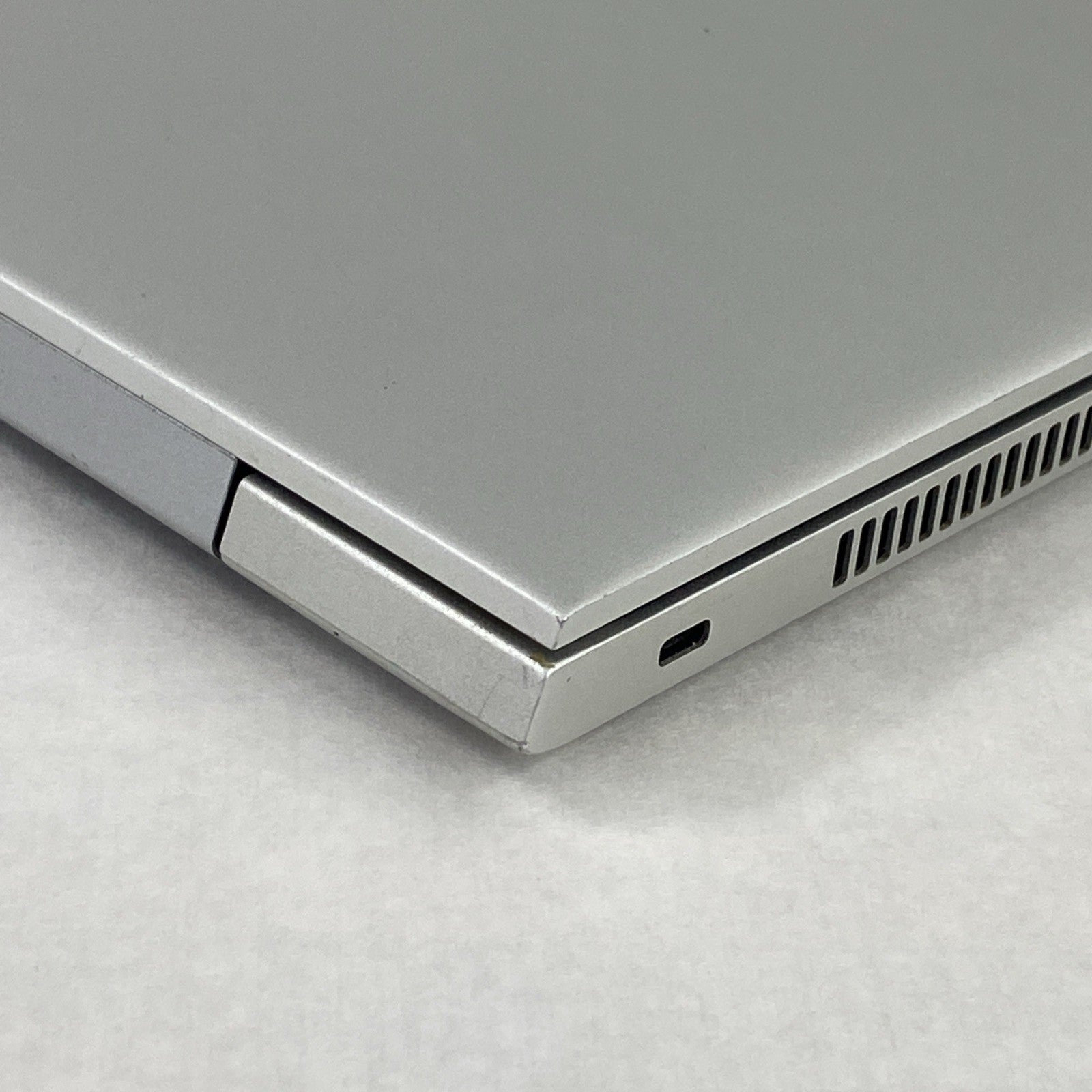 HP EliteBook 850 G5 Core i7-8550U 1.80GHz 8GB RAM 15.6" No HDD No OS