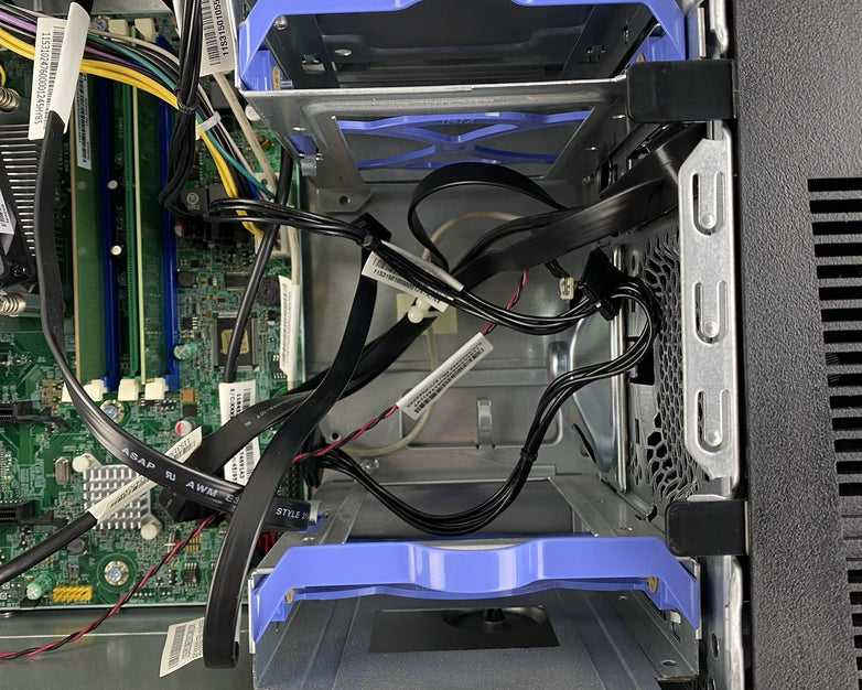 Lenovo ThinkCentre M83 MT Intel Core i7-4770 3.4GHz 8GB RAM No HDD No OS