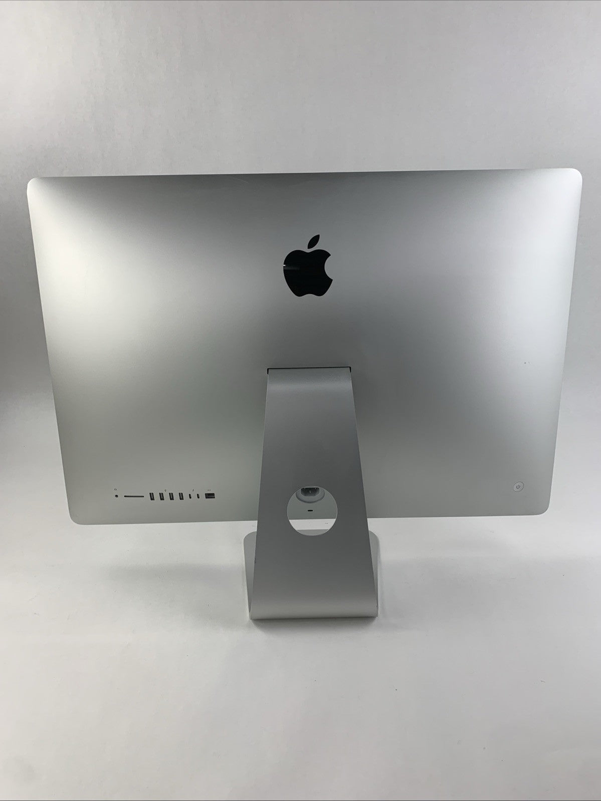 Apple iMac A1419 2017 27" Retina 5k 4.2GHz i7 16GB RAM 250GB SSD 13.7.8 Ventura5