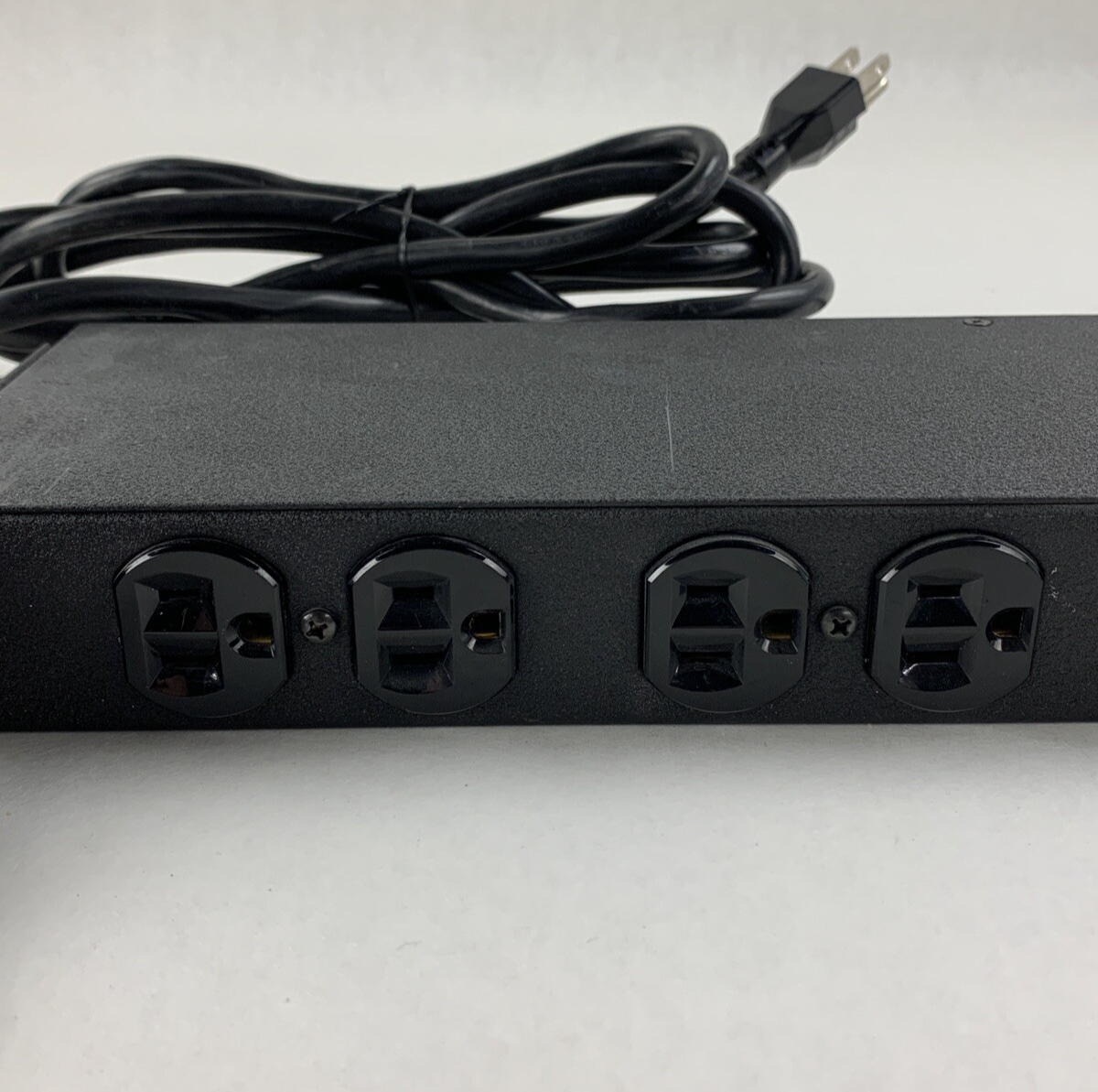 Geist BRF060-10-FM  12A-125VAC 50/60Hz Power Strip Tested