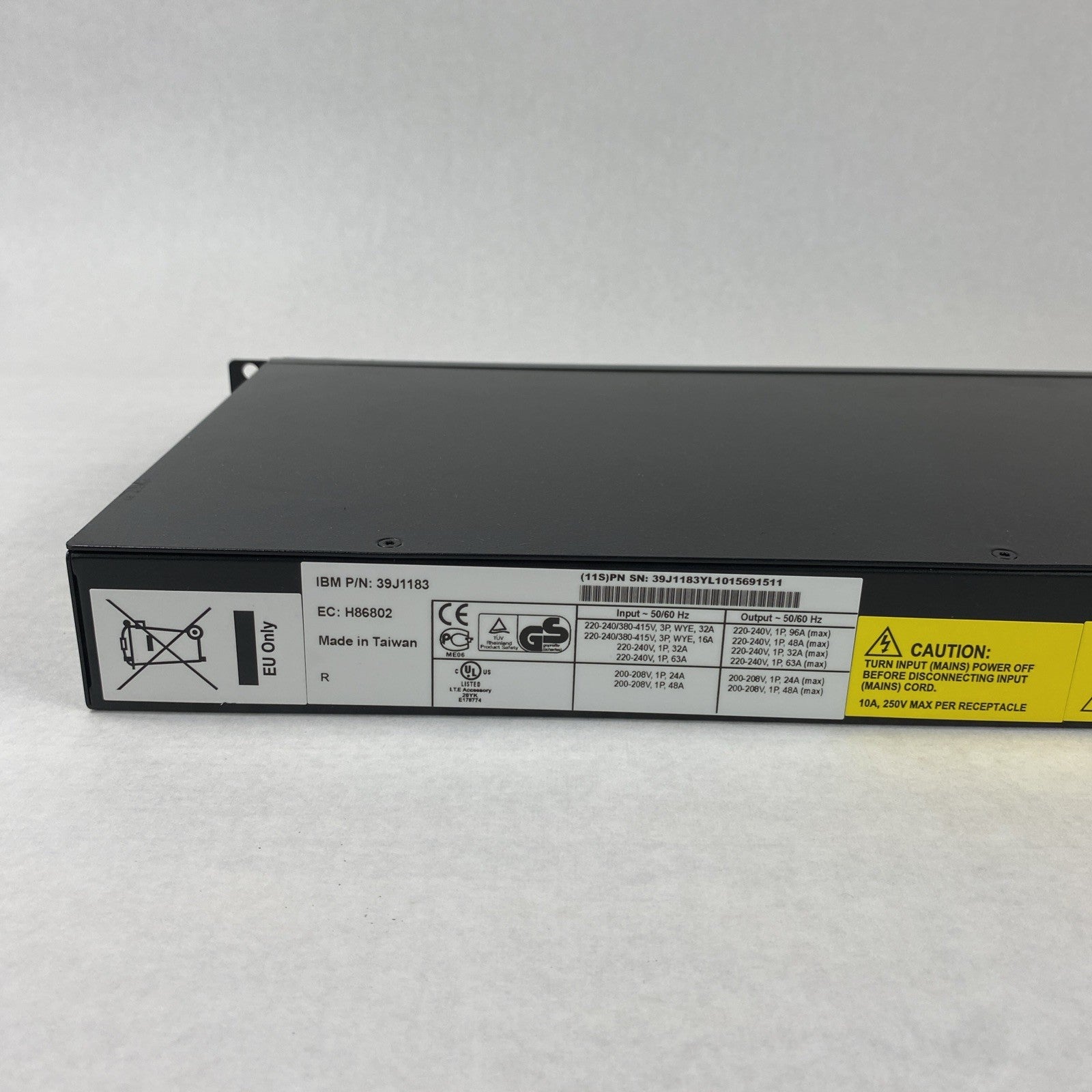 IBM 45D3122 36U Rack IT Network Server Cabinet