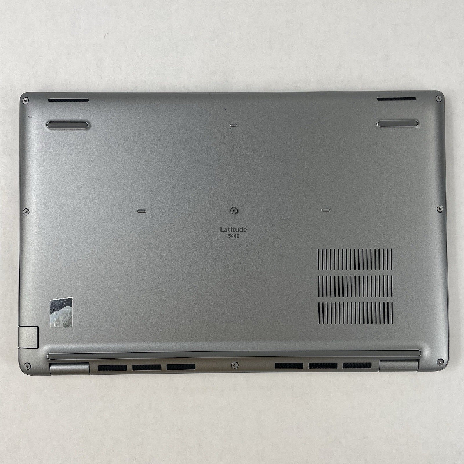 Dell Latitude 5440 14" i5-1345U 4.35 GHz 8 GB RAM No SSD/OS/AC - Bad Bottom13