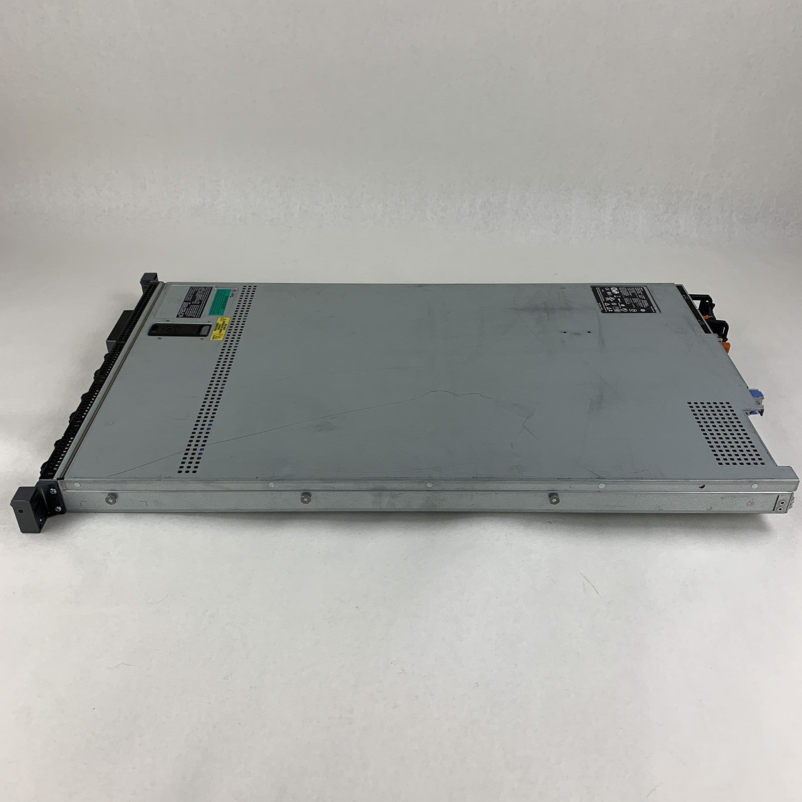 Dell PowerEdge R610 Server 1x Xeon E5520 2.27 GHz 16 GB RAM No HDD No OS