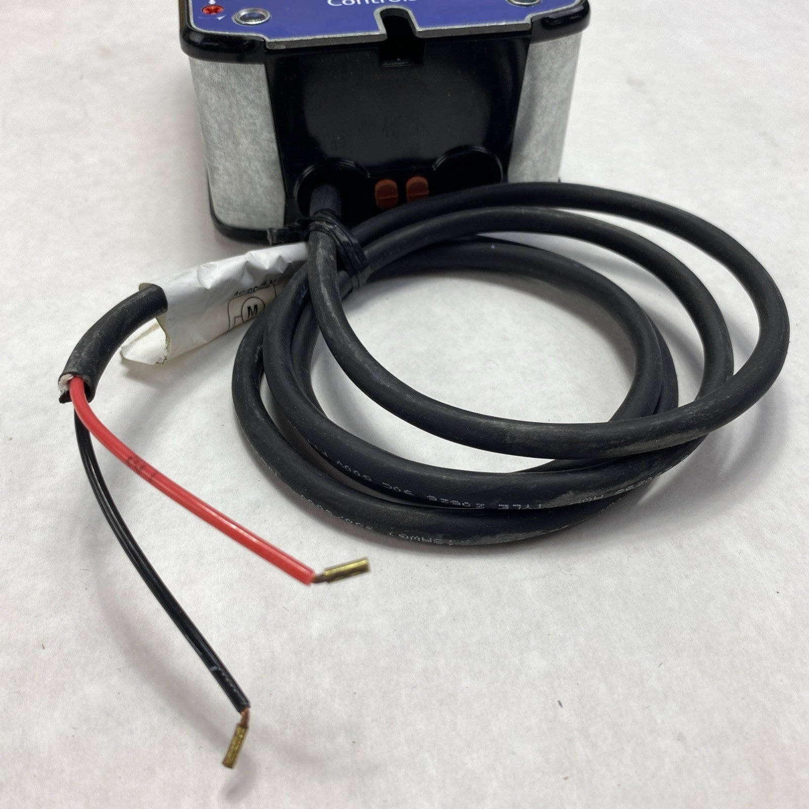 Johnson Controls VA9208-BGA-3 Electric Spring Return Valve Actuator10