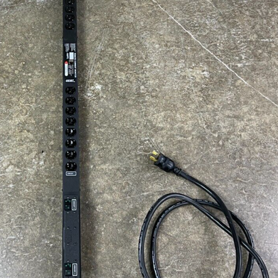 Geist XPBM240-103D20TL5 Smart PDU NEMA 5-20R Plug 30A 120V 24 Outlets
