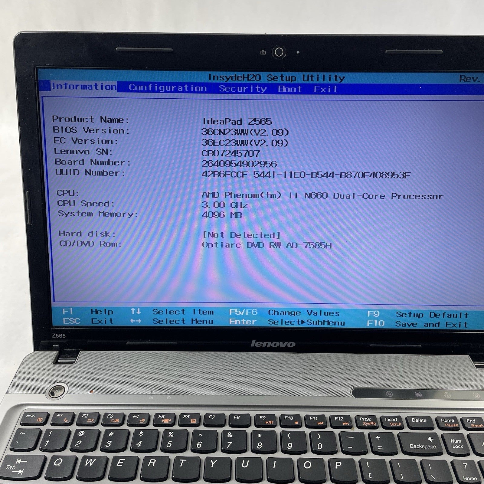 Lenovo IdeaPad Z565 15.6" AMD Phenom 2 N660 3.0GHz 4GB RAM No SSD/OS/AC/Battery3