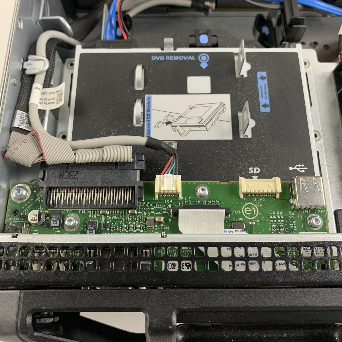 Dell PowerEdge R710 Server 2x Xeon E5640 2.67GHz 4GB RAM No OS/HDD15