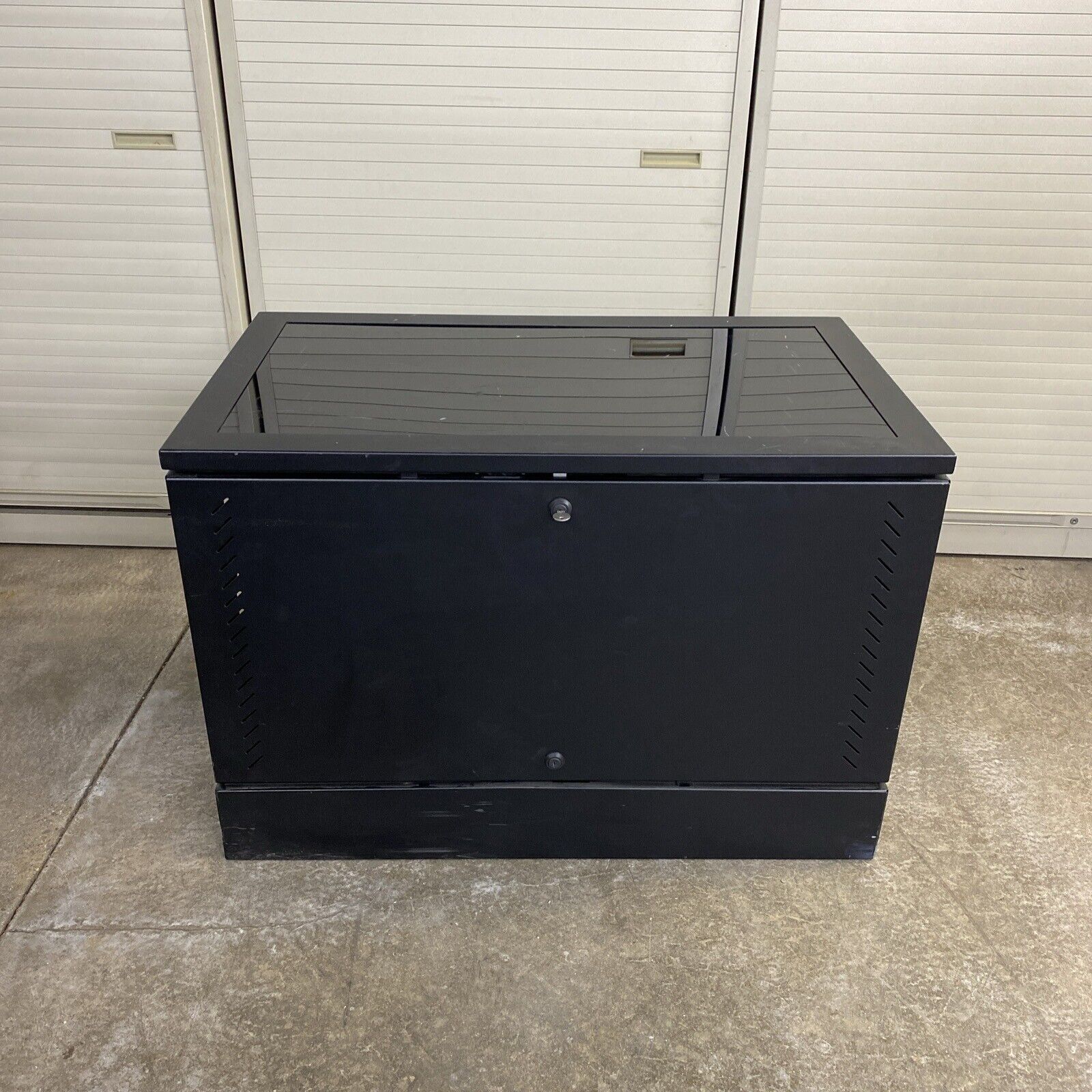 Great Lakes Tinted See-Through Short Server Rack Unit 36"x24"x21"