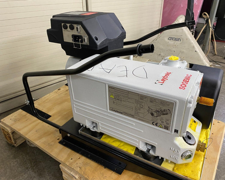 Sogevac Leybold SV120BIFC 960563V3002 Vacuum Pump - Parts or Repair