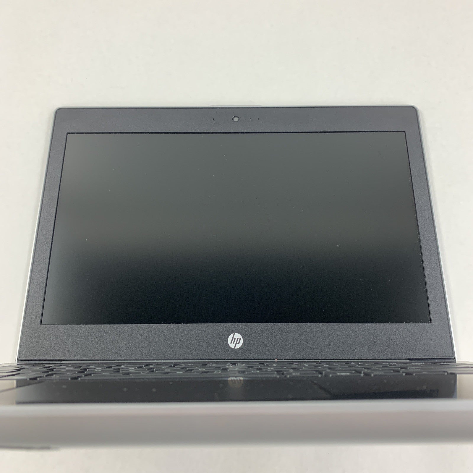 HP ProBook 430 G5 14" i5-7200U 2.5 GHz 8 GB Ram No OS No HDD No Bottom Cover