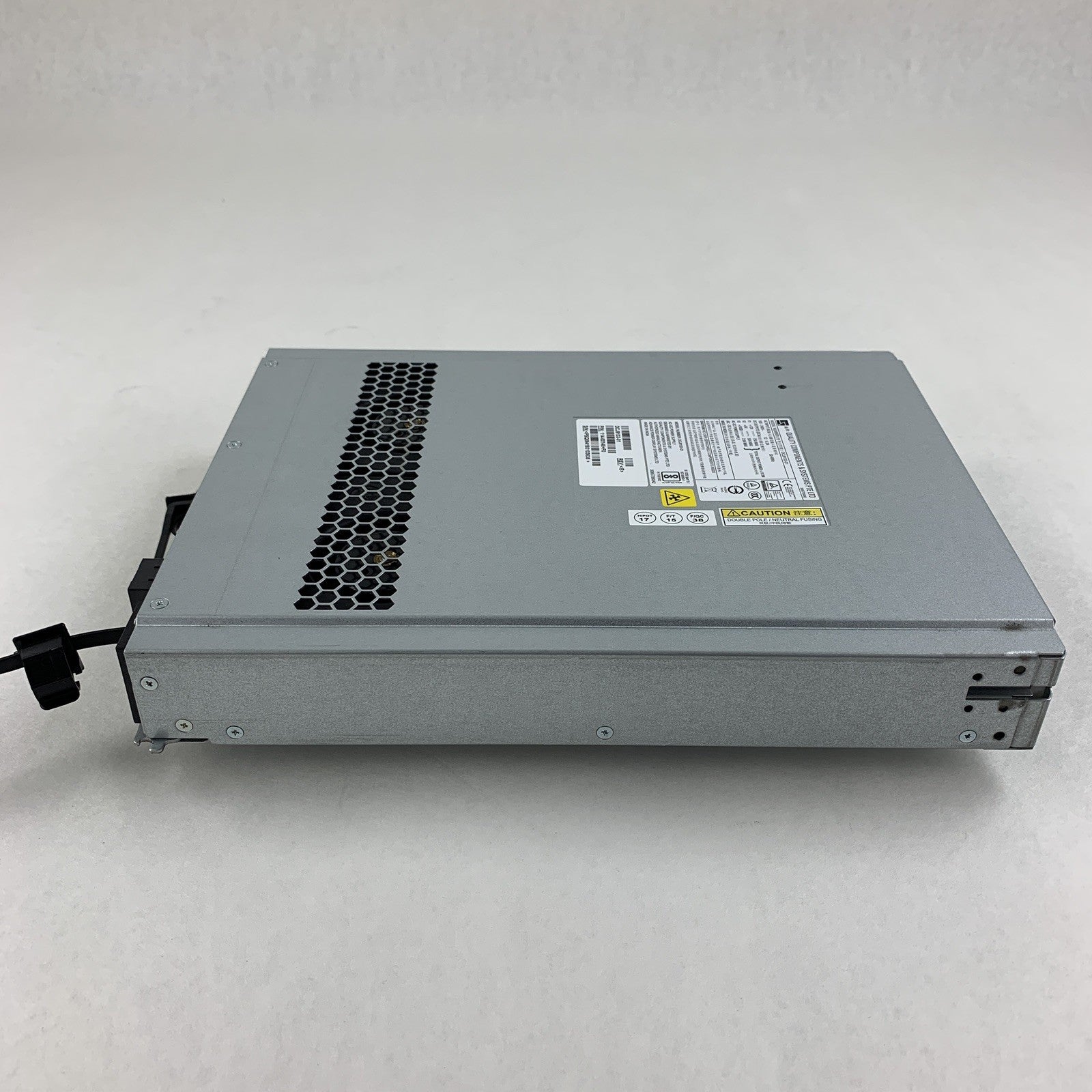 NetApp DCJ9133-01 114-00148+F0 913W 240V Power Supply