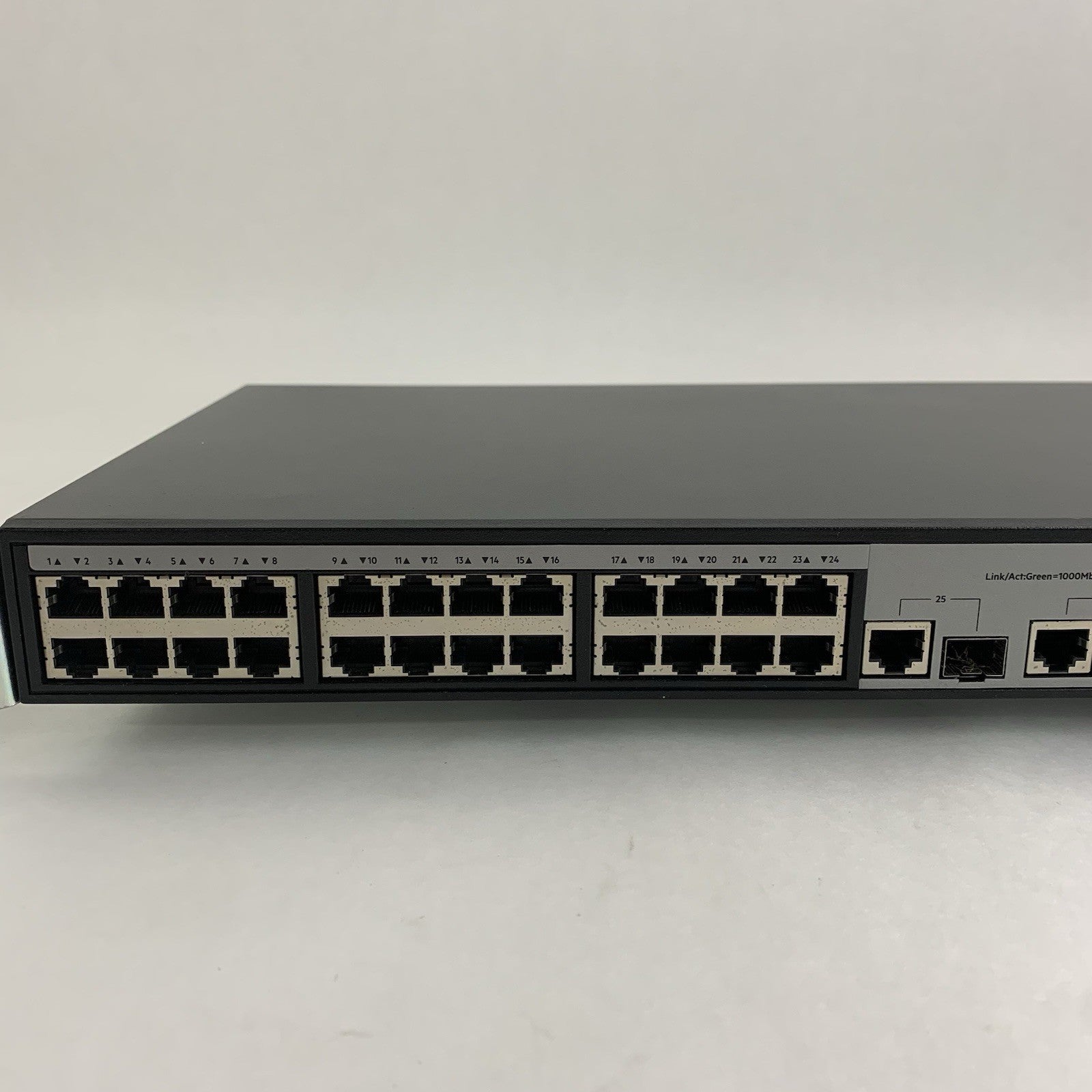 HP JG539A 1910 24-PoE+Switch 24 Port Network Switch Tested Reset2