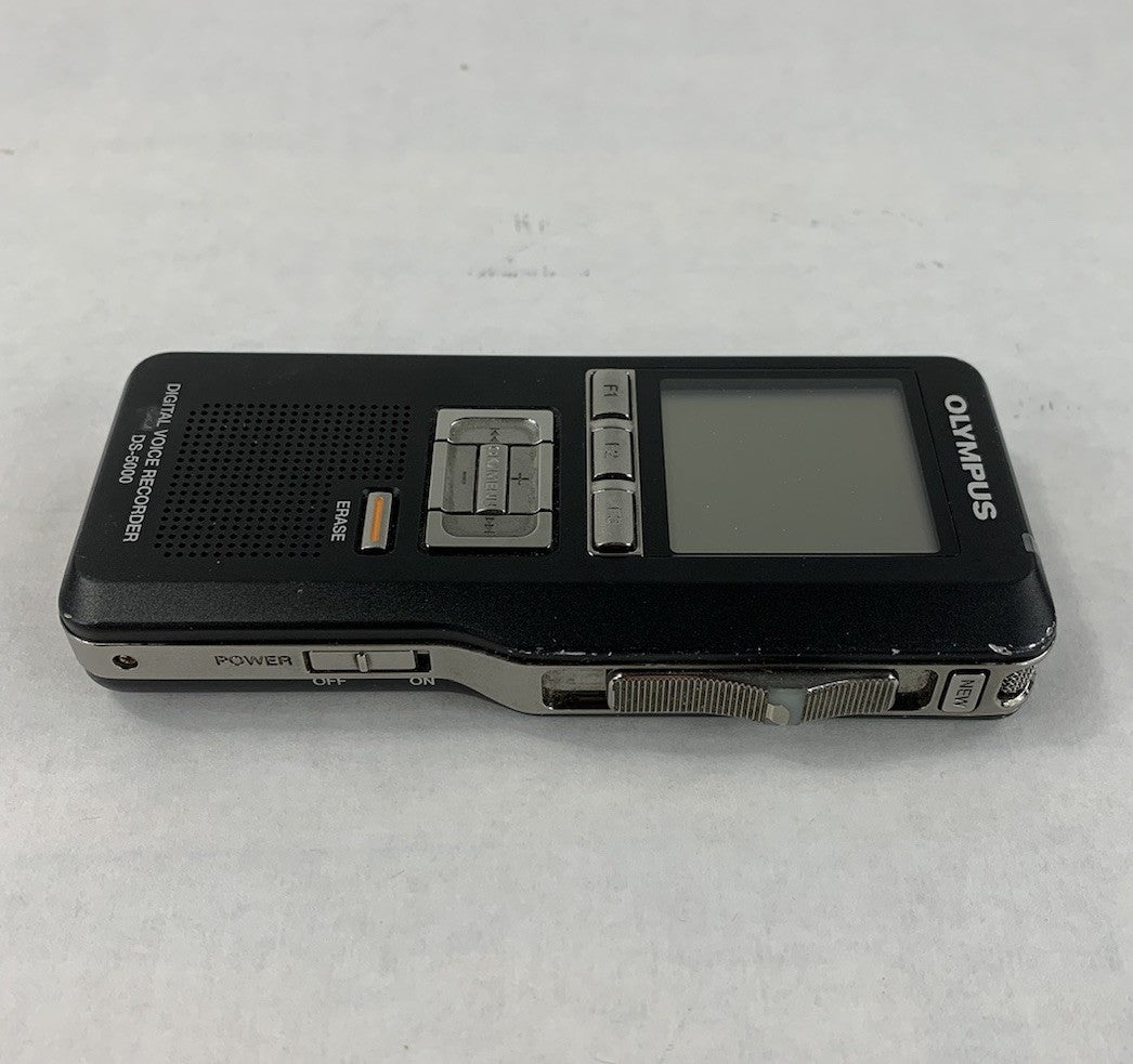Olympus DS-5000 Digital Voice Recorder With Case and Charging Cradle