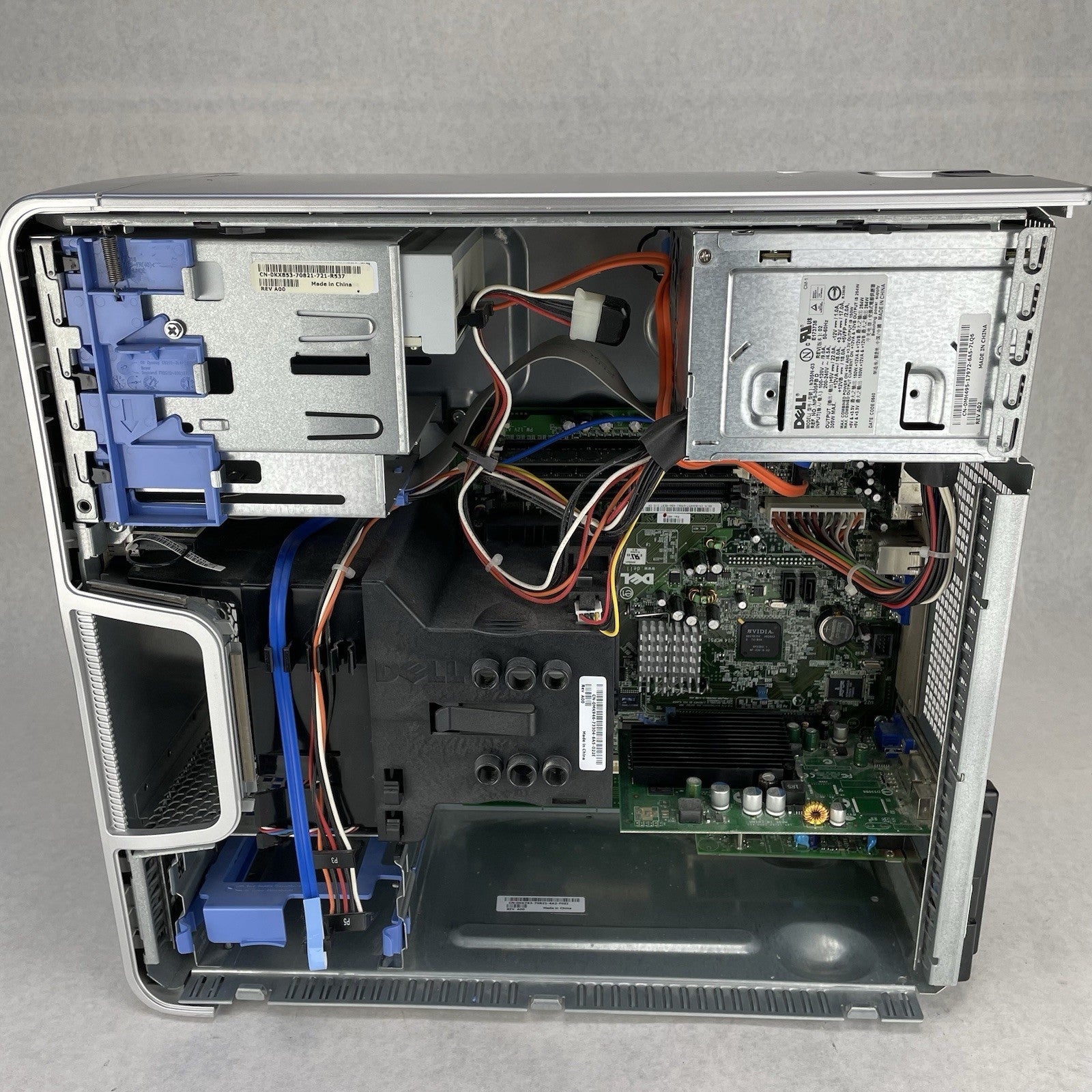 DELL Dimension Athlon E521 AMD 64 x2 3800+ GHz 2 GB RAM No HDD No OS
