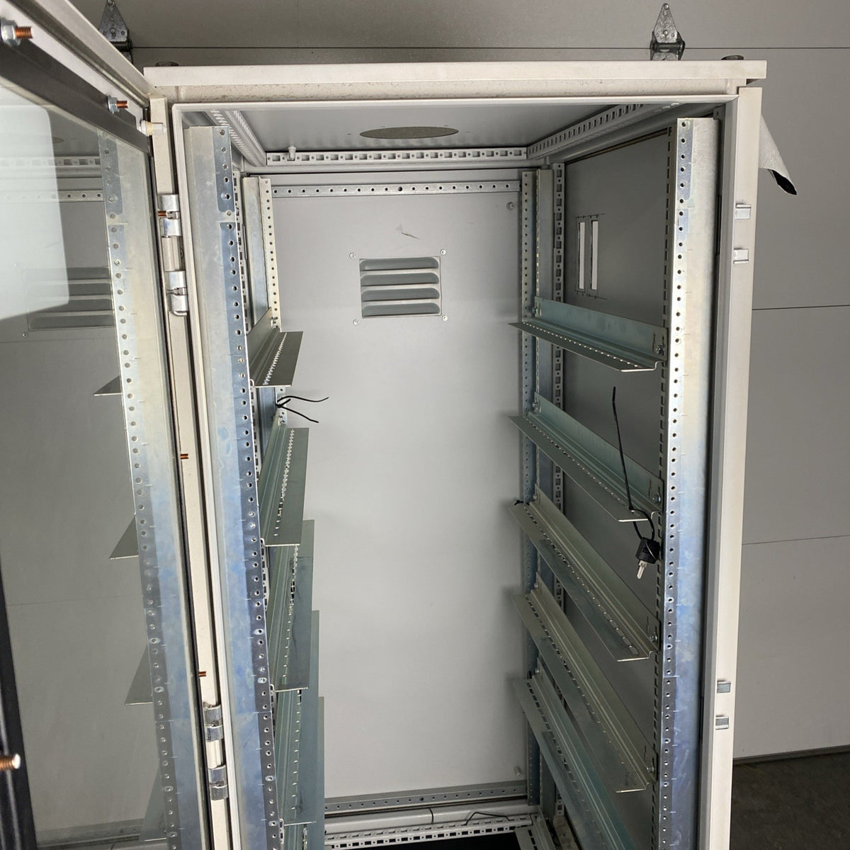 Hoffman A-2001 Industrial Control Panel Enclosure Type 12 - No Door Handles6