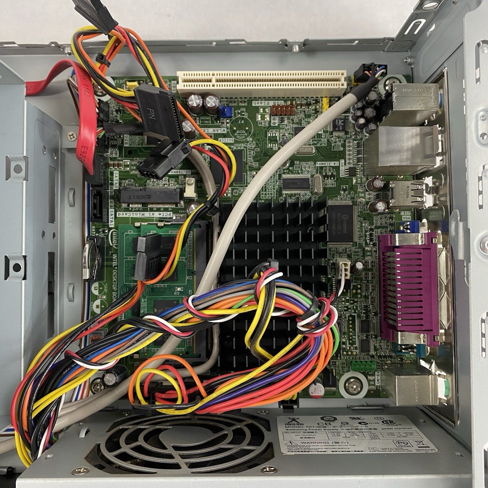 Intel D525MW Intel Atom D525 1.80GHz 4GB RAM No HDD No OS