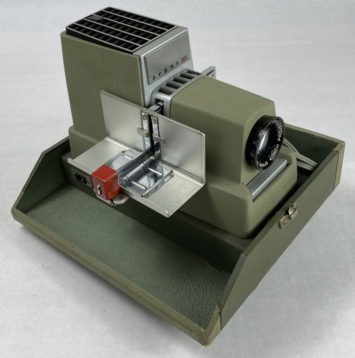 Argus 500 Model V Vintage 35mm Slide Projector Power Tested