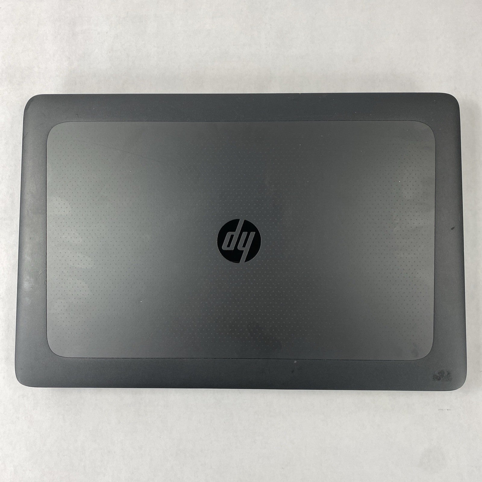 HP ZBook 17 G3 Intel Core i7-6700HQ 2.60 GHz 8 GB RAM 17.3" No HDD No OS