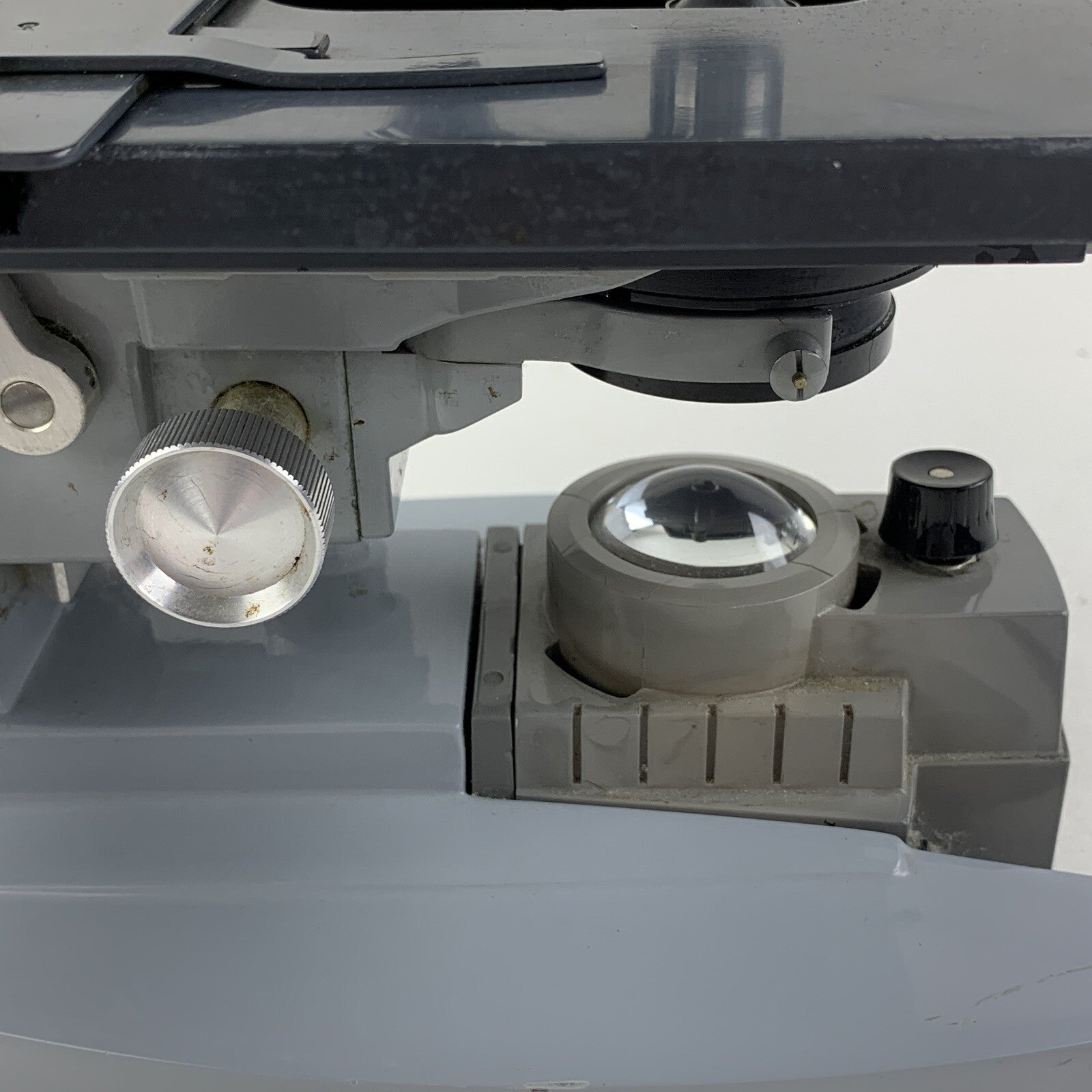 American 1037 Spencer Laboratory Microscope 100/1.25, Oil 10/.25, 45x NA 56