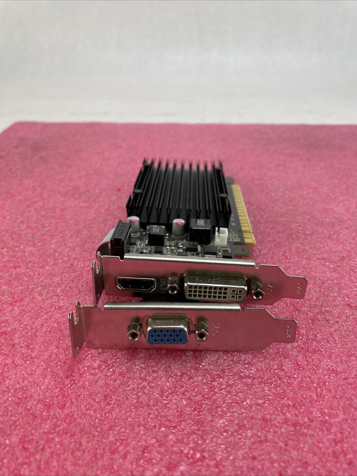 EVGA NVIDIA GeForce 210 PCIe 1GB Graphics Card O1G-P3-1312-KR