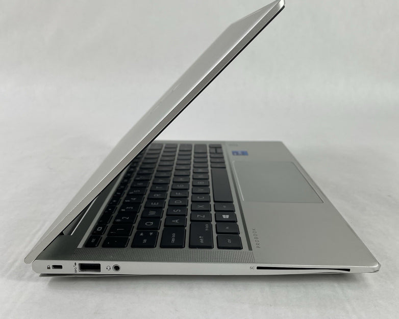 HP ProBook 630 G8 13.3" i7-1165G7 2.80 GHz 8 GB RAM No SSD No OS - Dinged Corner