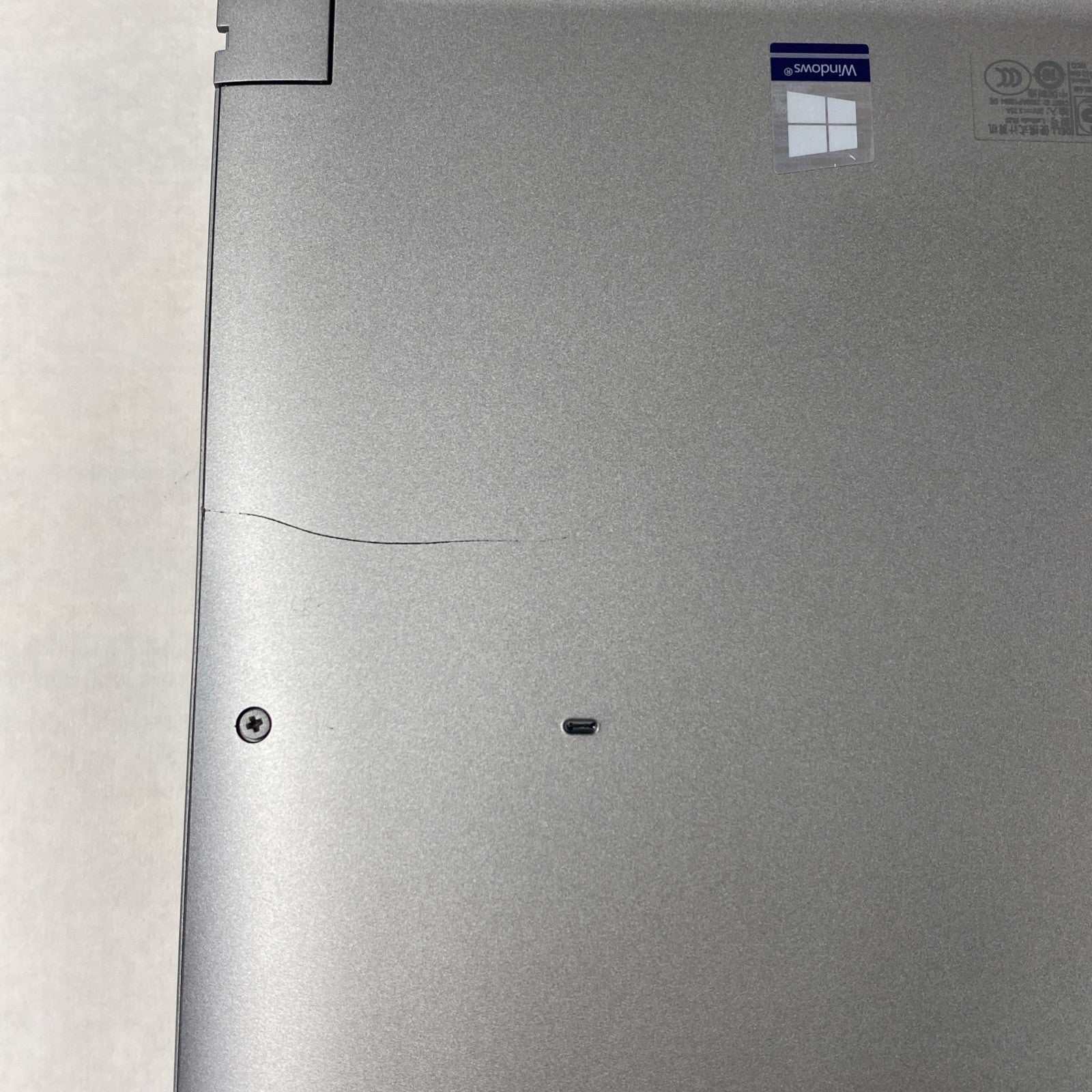 Dell Latitude 5520 Intel Core i5-1145G7 2.60 GHz 16 GB RAM 15.6" No SSD No OS