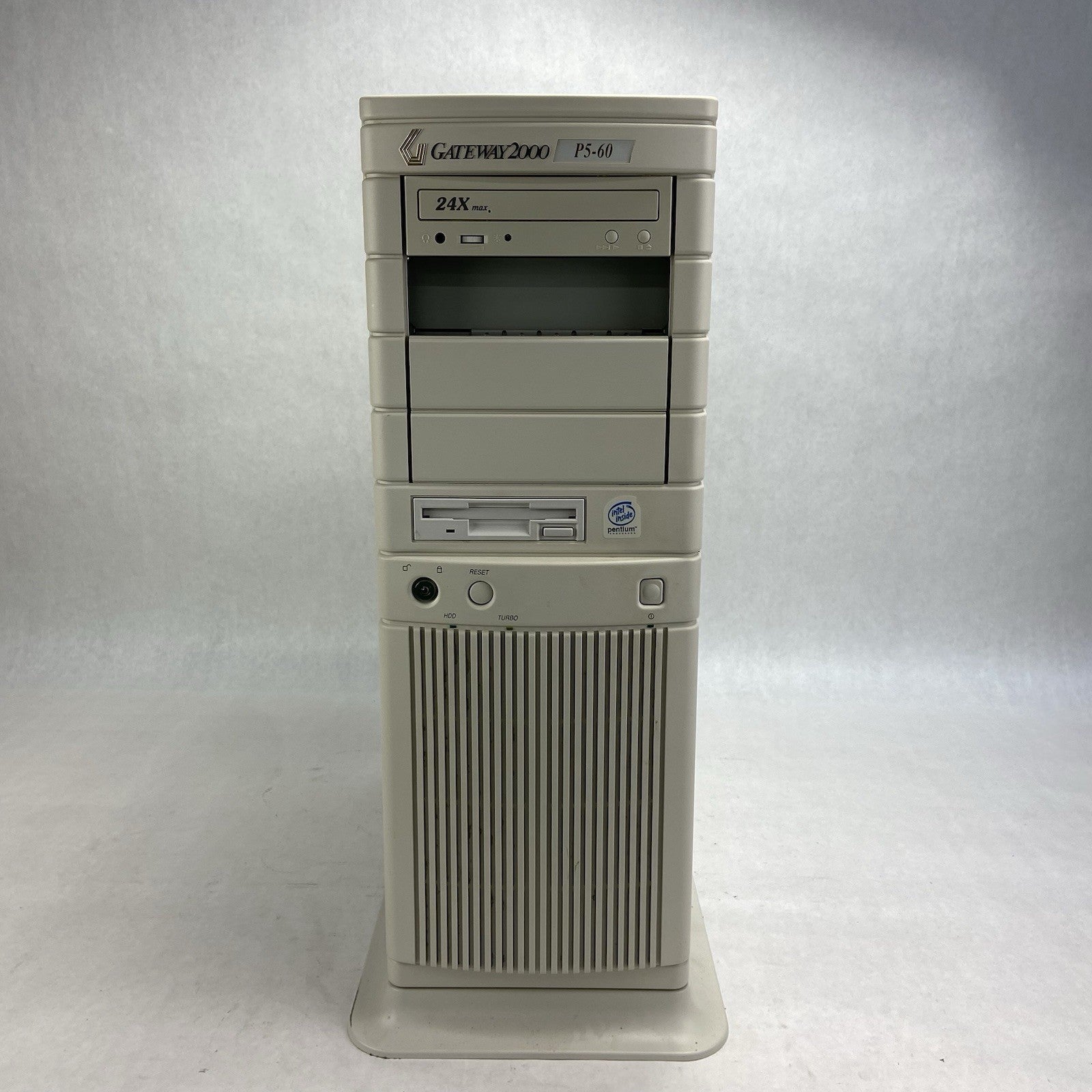 Gateway 2000 P5-60 MT Intel Pentium MMX 200MHz 64MB RAM No HDD No OS1