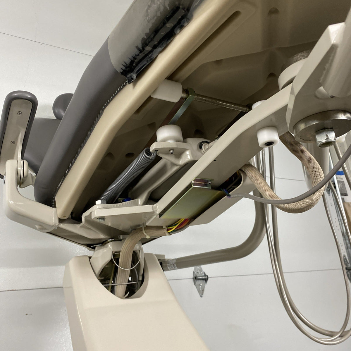 A-Dec 1221 Dental Chair w/ A-Dec 6300 Dental Light16