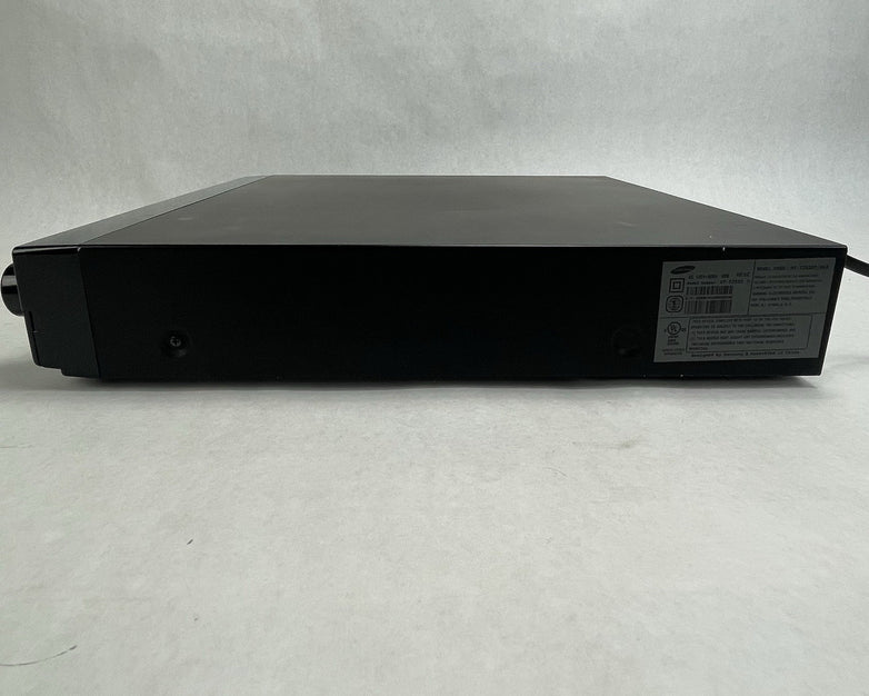 Samsung HT-TZ522 / 1200W 5 Disc CD/DVD Home Theater System  No Remote For Parts