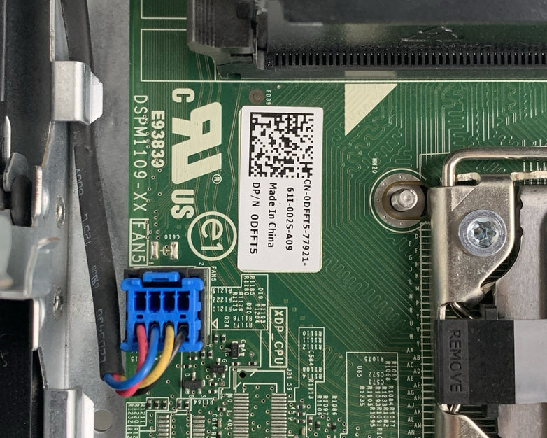 Dell OEMR XL R520 Server 1x E5-2407 2.20 GHz 12 GB RAM No HDD No OS No PSUs