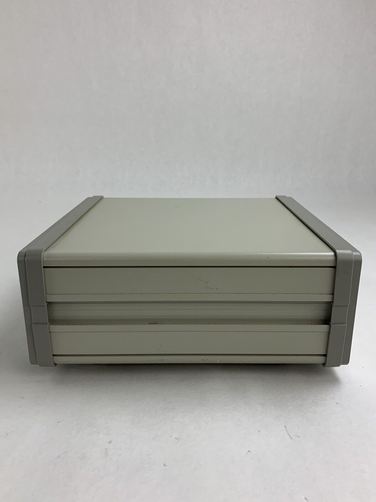 TMI Corporation Master Controller SCSI Comm 265V Power Tested